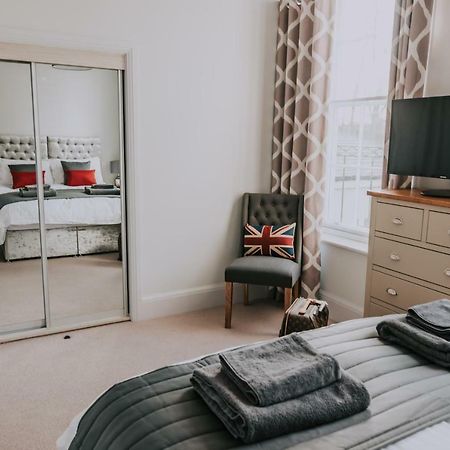 Cavendish House With Secure, Allocated Parking, 2 Mins Walk From Windsor Castle Zewnętrze zdjęcie