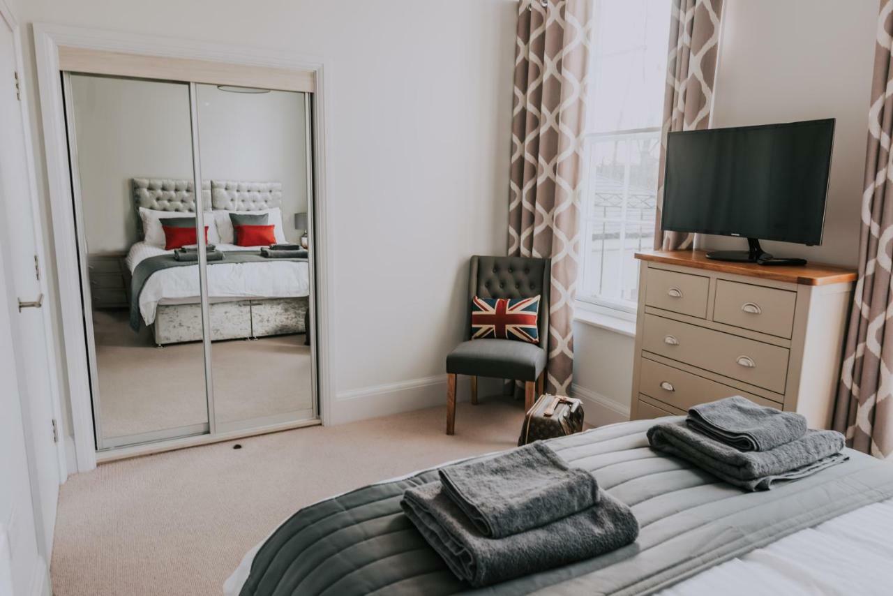 Cavendish House With Secure, Allocated Parking, 2 Mins Walk From Windsor Castle Zewnętrze zdjęcie