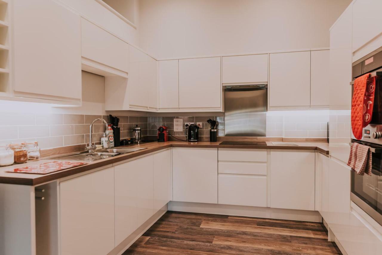 Cavendish House With Secure, Allocated Parking, 2 Mins Walk From Windsor Castle Zewnętrze zdjęcie