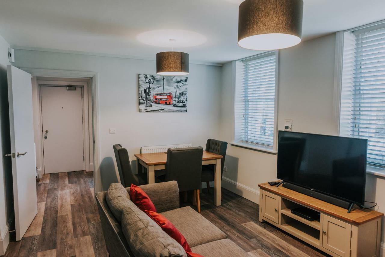 Cavendish House With Secure, Allocated Parking, 2 Mins Walk From Windsor Castle Zewnętrze zdjęcie